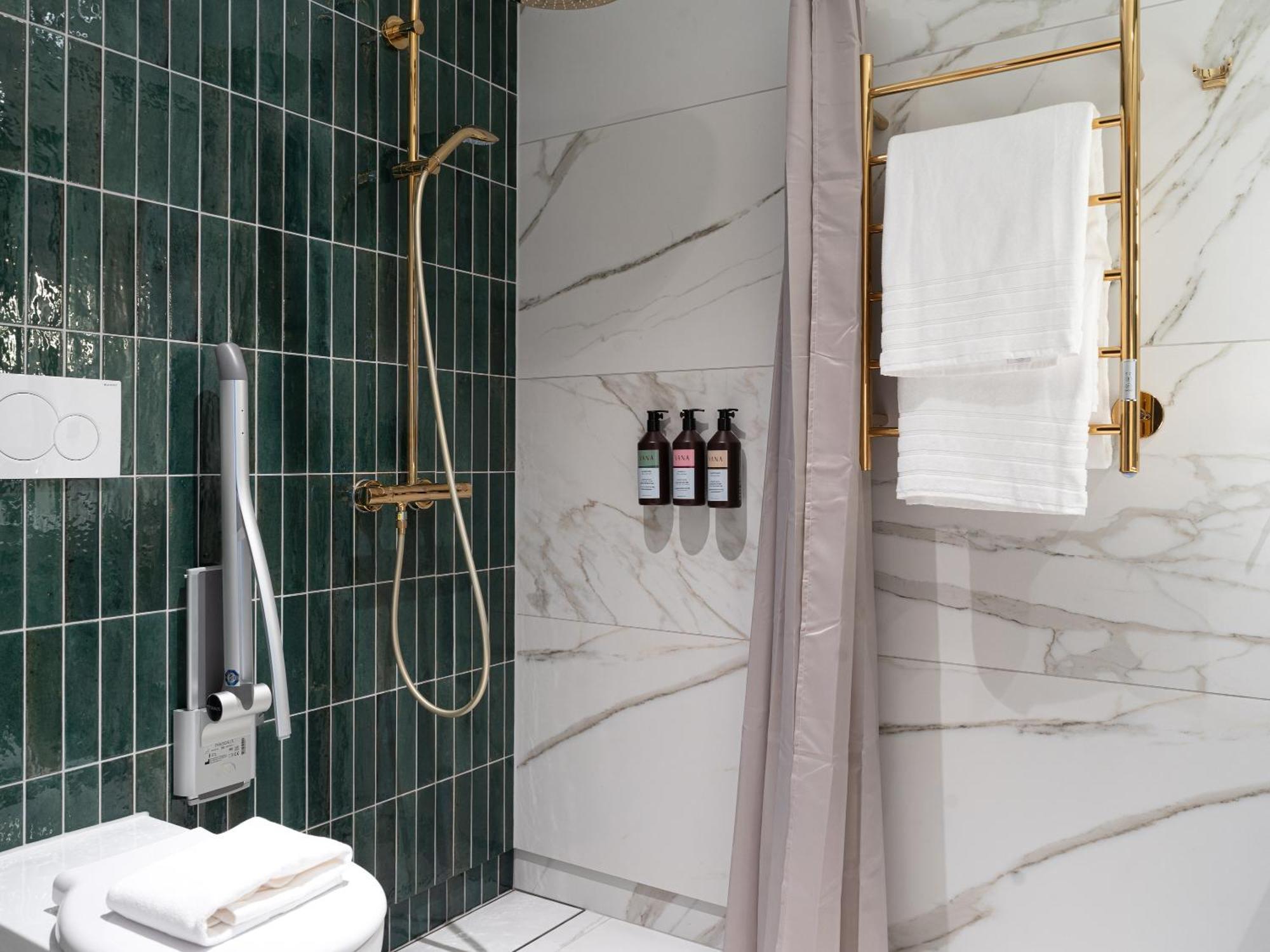 Elite Hotel Frost - Hotel & Spa Kiruna Dış mekan fotoğraf