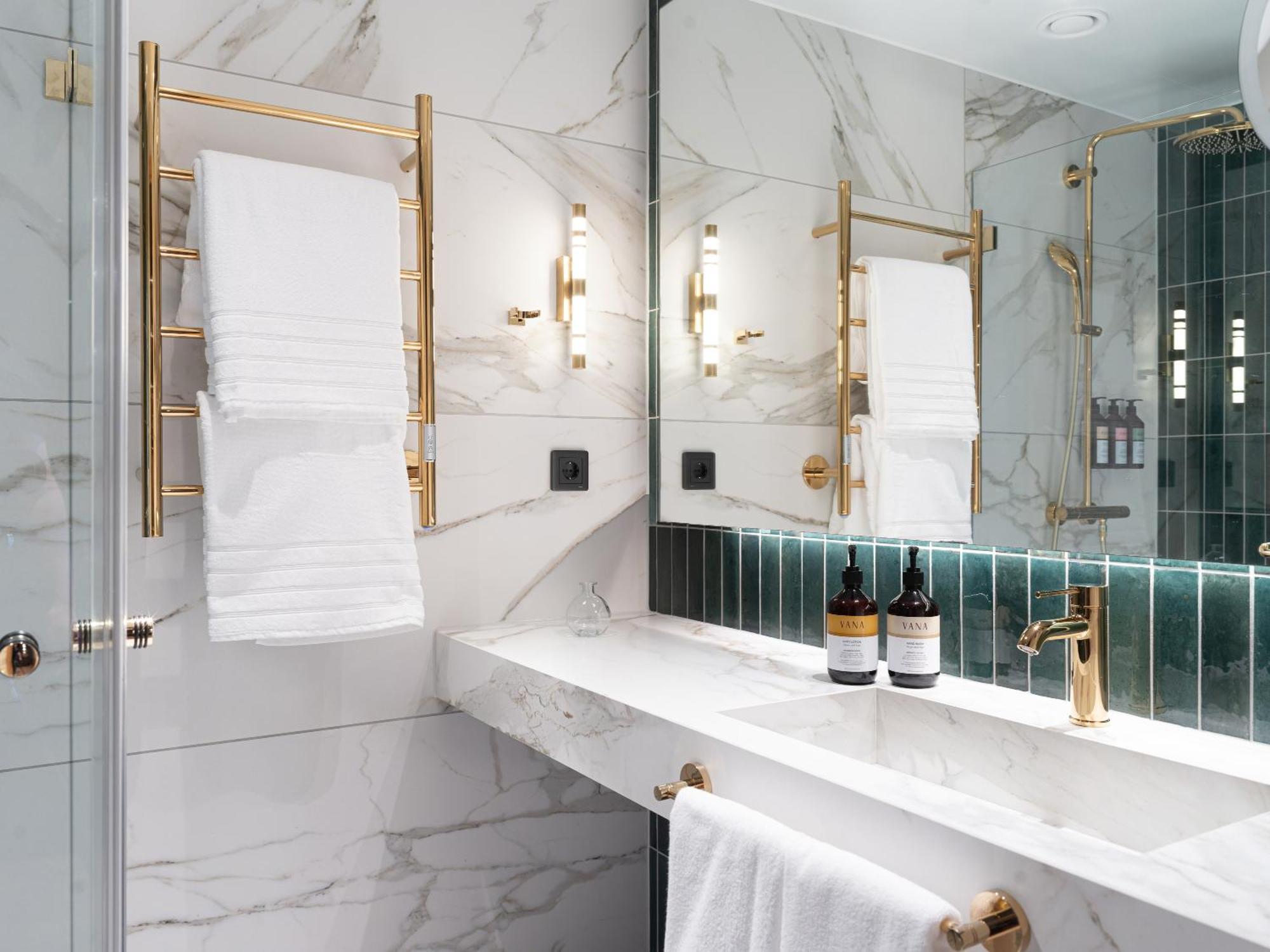 Elite Hotel Frost - Hotel & Spa Kiruna Dış mekan fotoğraf